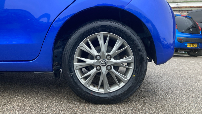 Toyota Yaris 1.5 Hybrid Icon 5dr CVT Hybrid Hatchback